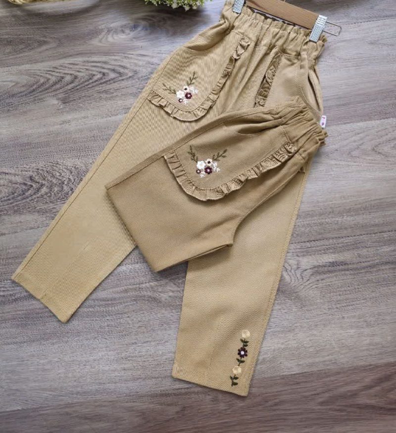 شلوار کتان گلدوزی طرح مام فیت(5 تا 11سال) - Image 3