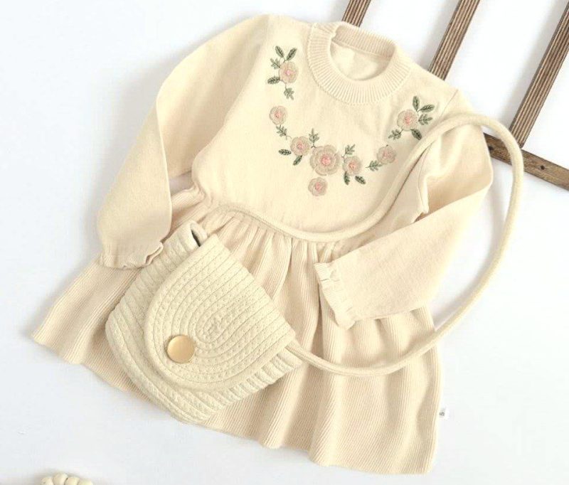 پیراهن بافت دخترانه طرح رستا(1تا8سال) - تصویر 8