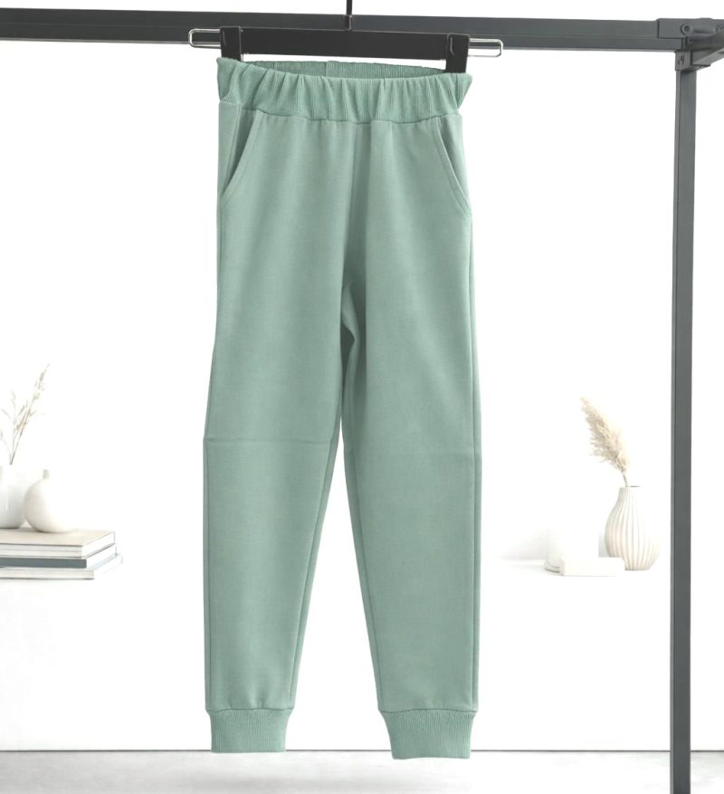 شلوار اسلش اسپورت طرح رابین(2تا15سال) - Image 2