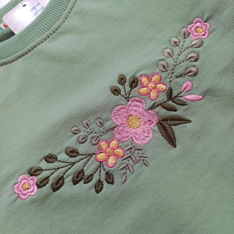 بلوز تک دخترانه گلدوزی طرح عاطفه ( 2 تا 9 سال ) - Image 7